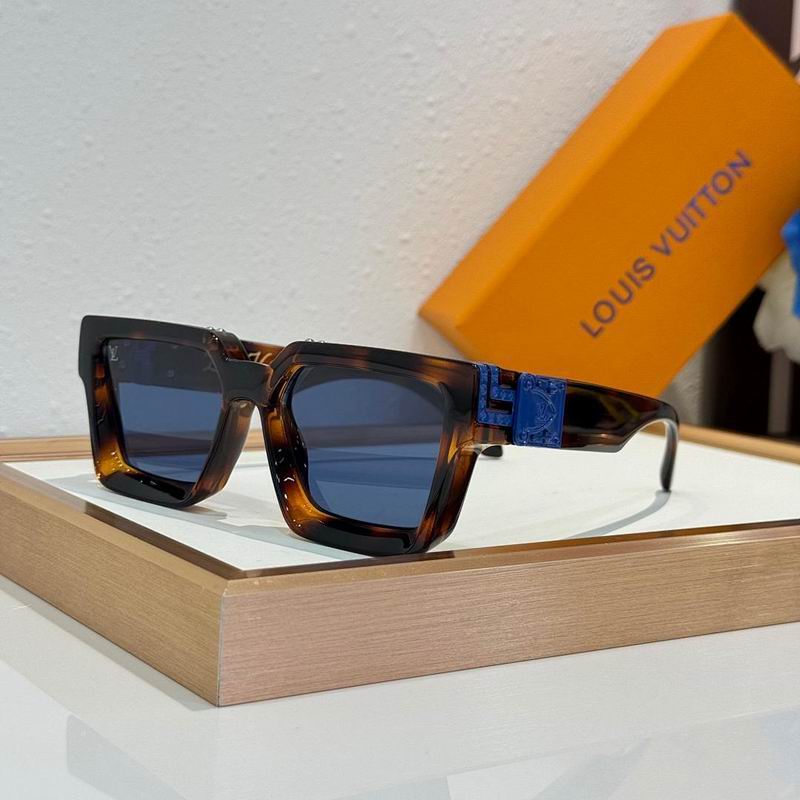 Louis Vuitton Sunglasses ID:20260319-216